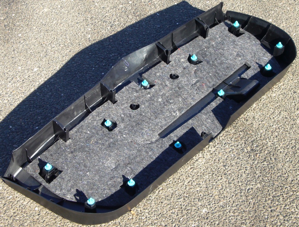 heckklappenverkleidung-1.jpg heckklappenverkleidung-1.jpg