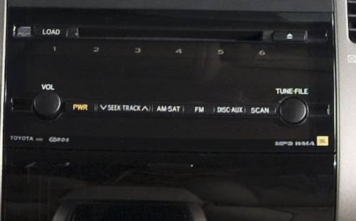 prius_2006_audiosystem.jpg