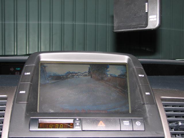 Datei:PriusSolmitRückfahrkamera-MFD2.jpg